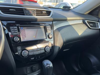 NISSAN X-TRAIL 1.6 dCi Tekna Xtronic EURO6 M.o.-i. LED Navi Távtartó Sávtartó Holttér Panoráma Ülésfűtés Vonóhorog