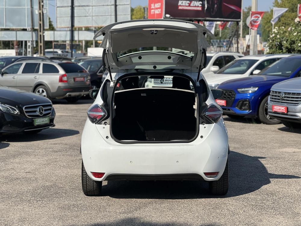 RENAULT ZOE Z.E. R135 52 kWh Intens (Automata) 119e km. 350+ km hatótáv
