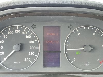 MERCEDES-BENZ A 180 CDI Avantgarde 169e km. világos belső. teljes nagyszerviz elvégezve!