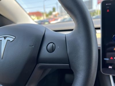 TESLA MODEL 3 Standard Range Plus Aut garanciális. 2 töltőkábel!
