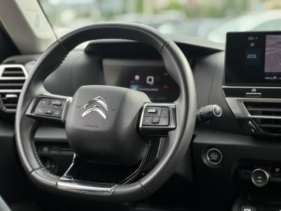 CITROEN C4 1.2 PureTech Feel Plus M.o.-i. 1.tul. 61e km. LED. 360 kamera. HUD. Vonóhorog!