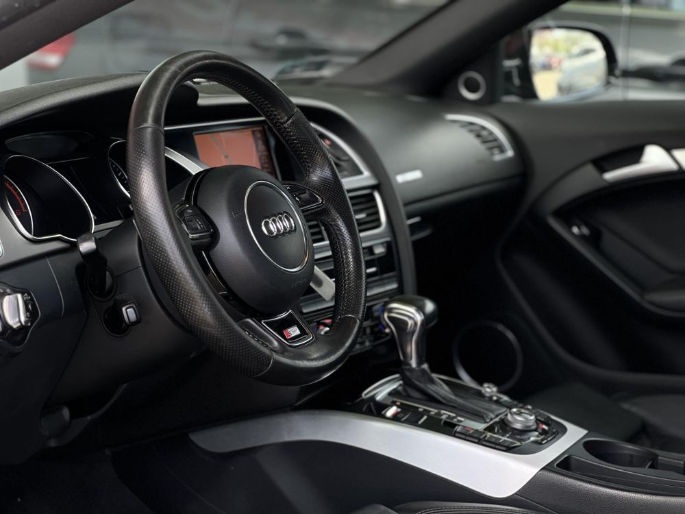 AUDI A5 Coupé 3.0 V6 TDI multitronic S-line. BANG&OLUFSEN