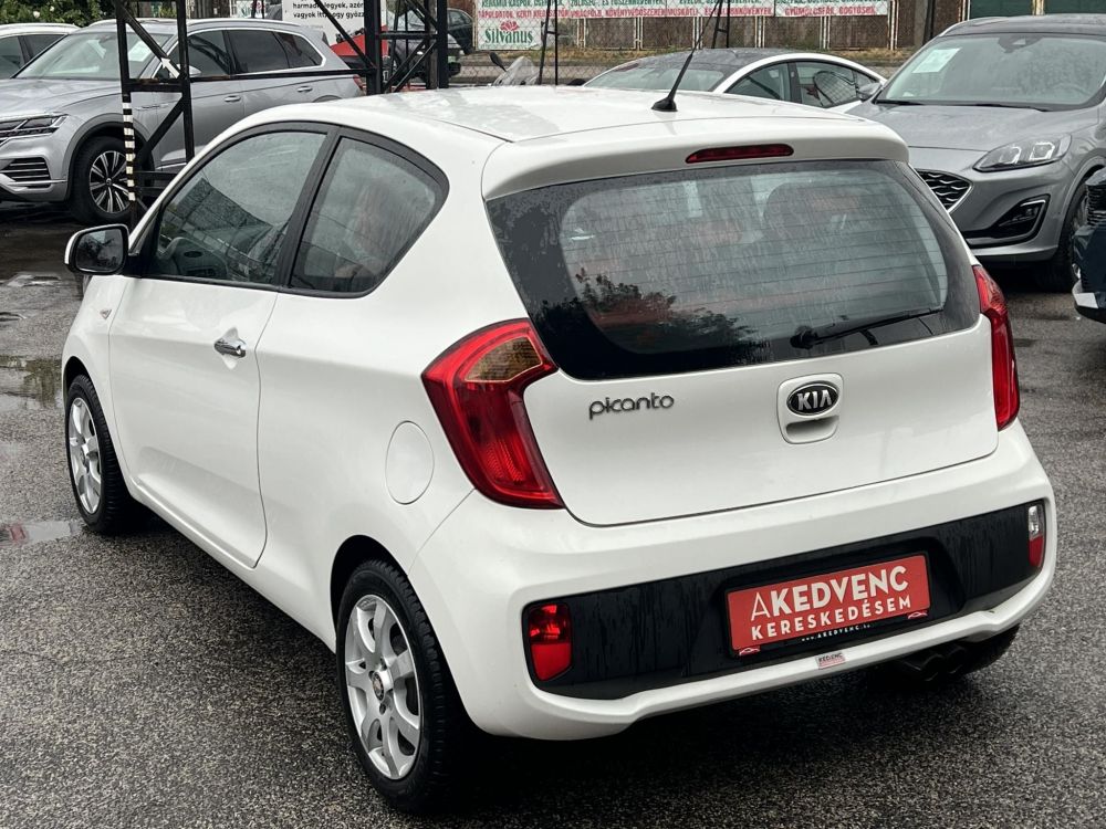 KIA PICANTO 1.0 LX Cool Klíma. Exkluzív bőrbelső. Kormány-ülés fűtés!