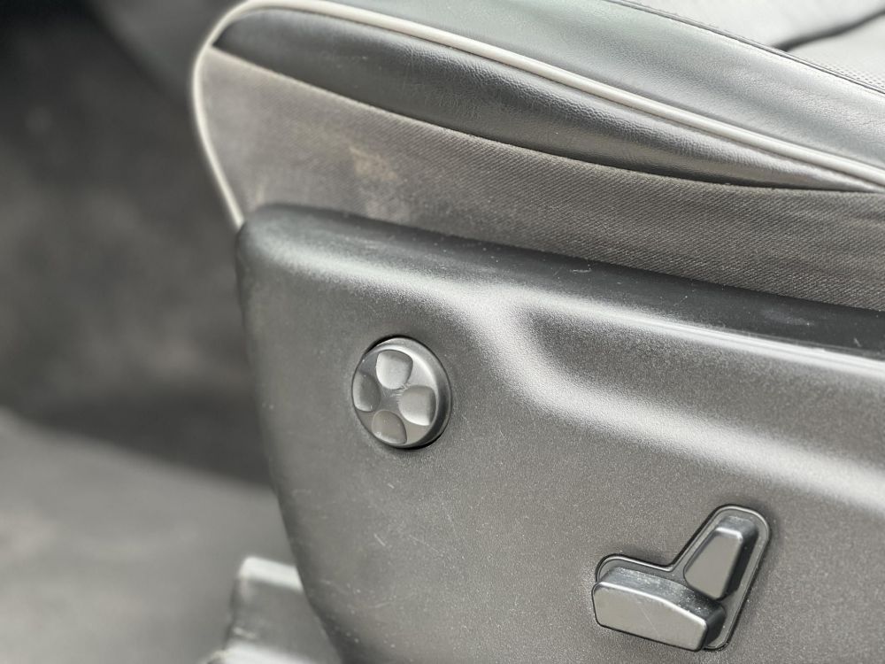 JEEP GRAND CHEROKEE 3.0 V6 CRD Overland (Automata) Xenon Memória Üléshűtés Panorámatető Vonóhorog Friss vizsga!