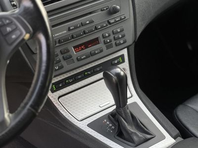 BMW X3 3.0 (Automata) xenon fényszórók. ülésfűtés. lejtmenet. memória. vonóhorog. bőr belső!