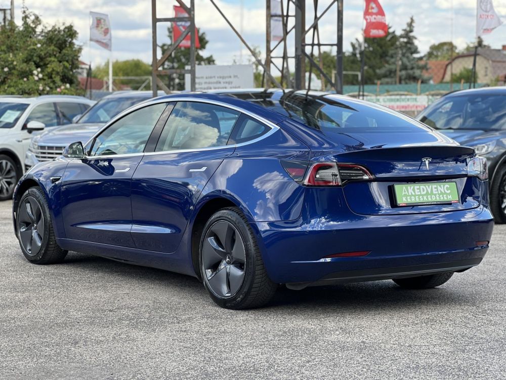 TESLA MODEL 3 Standard Range Plus Aut 123e km. garanciális akkumulátor és hajtás. magyar rendszámos!