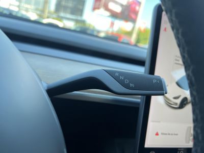 TESLA MODEL 3 Standard Range Plus Aut 102e km. garanciális. hőszivattyú. facelift. mátrix LED. 4 évszakos gumik!