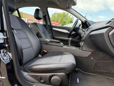 MERCEDES-BENZ C 200 Kompressor Avantgarde 183e km. Xenon Digitklíma Ülésfűtés Félbőr MEGKÍMÉLT!