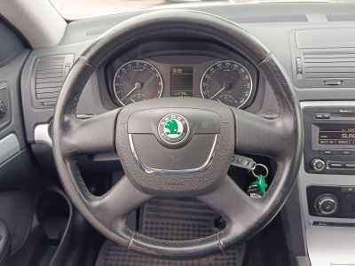 SKODA OCTAVIA Combi 1.6 CR TDI Classic DPF 195e km. M.o.-i. 2.tul. Klíma Tempomat Téli-nyári garnitúra!