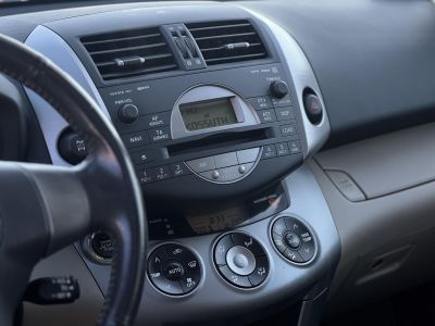 TOYOTA RAV 4 Rav4 2.0 4x4 Magyarországi. napfénytető. keyless. vonóhorog. téli-nyári kerék. 2 gyári kulcs!