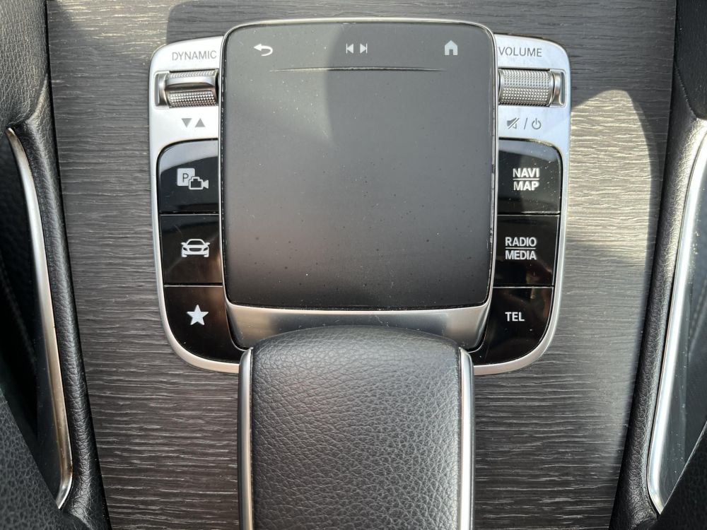 MERCEDES-BENZ GLE-OSZTÁLY GLE 300 d 4Matic 9G-TRONIC M.o.-i. márkaszervizelt. burmester. űléshűtés. memória. vonóhorog. carplay