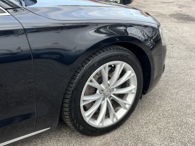 AUDI A8 4.2 V8 TDI DPF quattro Tiptronic ic Xenon Napfénytető Távtartó Kamera Bose Keyless Memória Navi