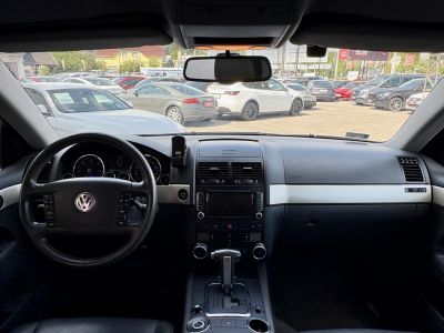 VOLKSWAGEN TOUAREG 3.0 V6 TDI Tiptronic ic Tempomat.klima.navi.kormányfűtés Nem légrugós!