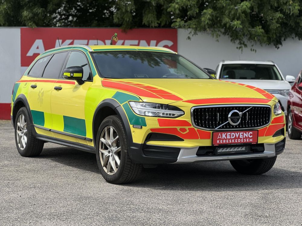VOLVO V90 Cross Country 2.0 D [D4] AWD Geartronic Ments meg! :)