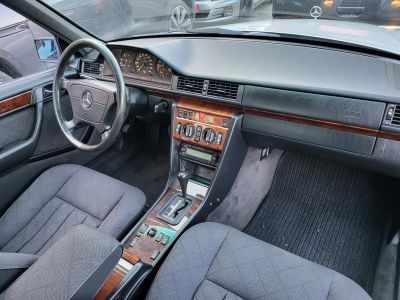 MERCEDES-BENZ E 220 T Automata Klíma 4x.elablak Frissen szervizelt! Friss műszaki!