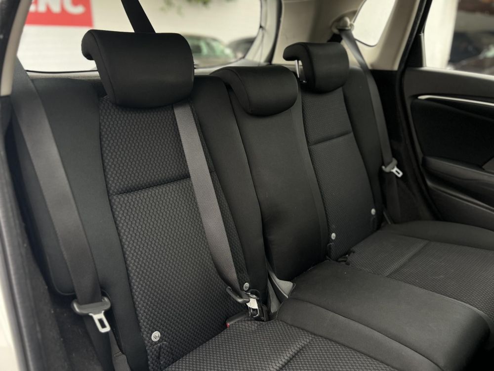 HONDA JAZZ 1.3 Comfort M.o.-i. 1.tul. Márkaszervizelt!