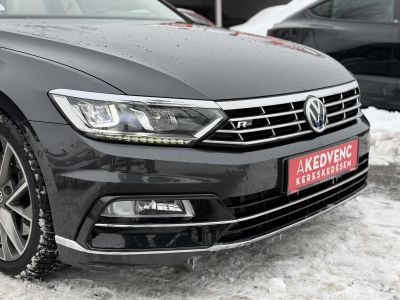 VOLKSWAGEN PASSAT VIII Variant 2.0 TSI BMT Highline 4Motion DSG R-line 280LE. Magyarországi. 115e km. Téli-nyári kerék garnitúra!
