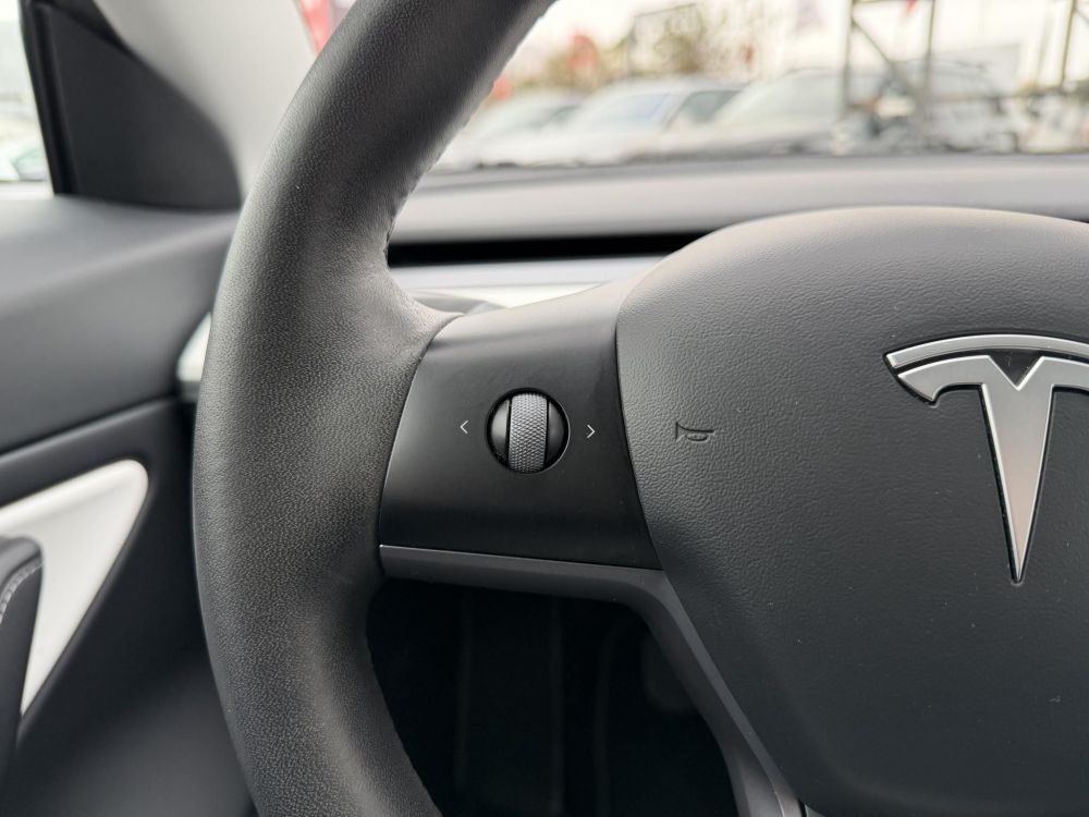 TESLA MODEL 3 Long Range AWD (Automata) FSD. FEHÉR BELSŐ. Perf BOOST. garanciális. hőszivattyú. vonóhorog!