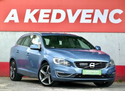 VOLVO V60 2.4 D [D6] PHEV AWD Summum Geartronic Magasan felszerelt! Harman/Kardon Napfénytető Holttér Kamera Vonóhorog