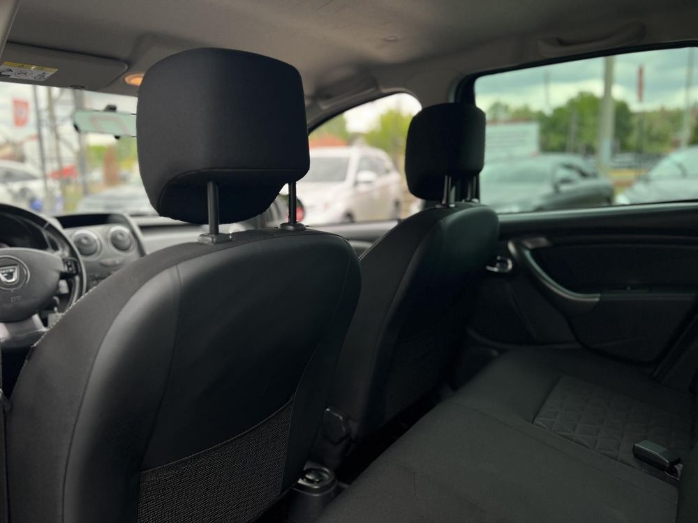 DACIA DUSTER 1.2 TCe Exception Klíma Tempomat Bluetooth Tolatóradar