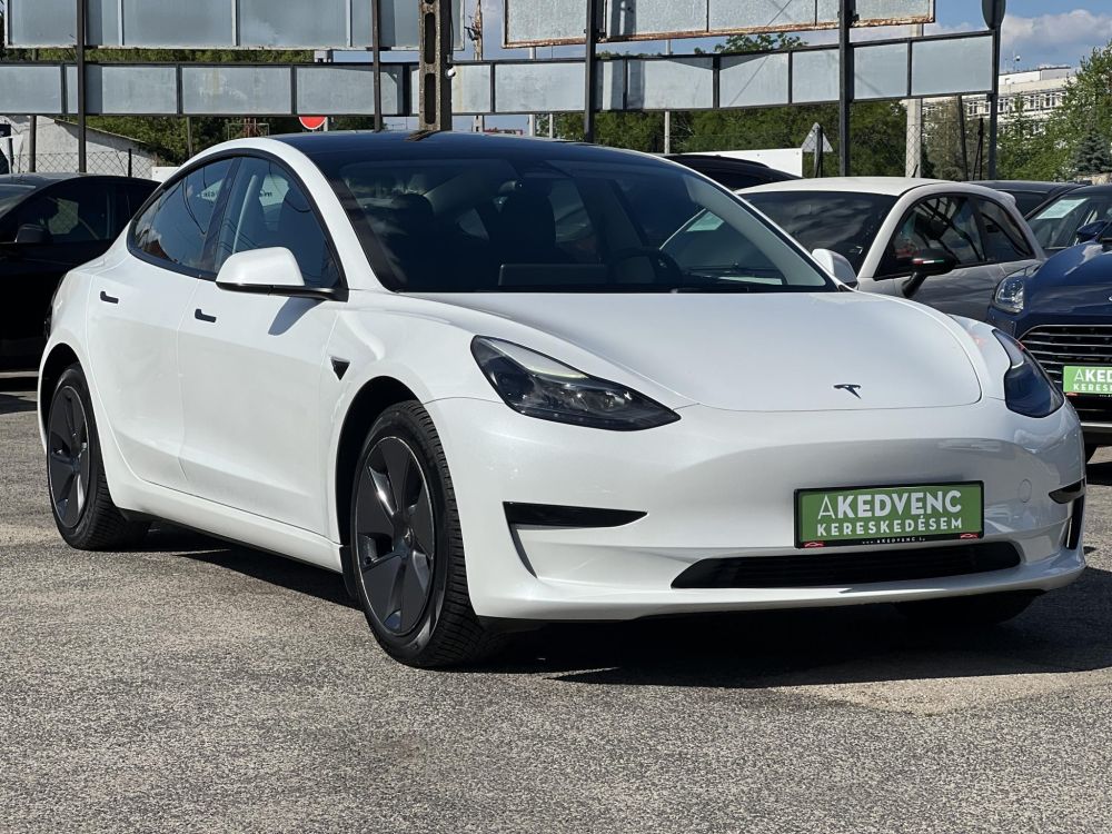 TESLA MODEL 3 RWD (Automata) 37e km. AMD Ryzen. hőszivattyú. LFP akku. garanciális!
