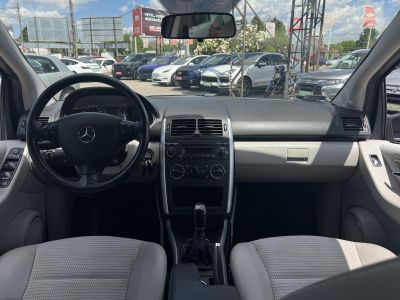 MERCEDES-BENZ A 180 CDI Avantgarde 169e km. világos belső. teljes nagyszerviz elvégezve!