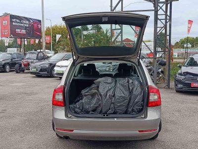 SKODA OCTAVIA Combi 1.6 CR TDI Classic DPF 195e km. M.o.-i. 2.tul. Klíma Tempomat Téli-nyári garnitúra!