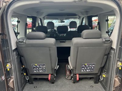 FIAT DOBLO Dobló Panorama 1.4 T-Jet Lounge (7 személyes ) M.o.-i. 1.tul. 42e km. Márkaszervizelt! 4 évszakos gumik!