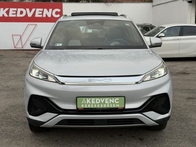 BYD ATTO 3 Design 60,4kWh M.o.-i. 1.tul. LFP. garanciális. panorámatető. világos belső!