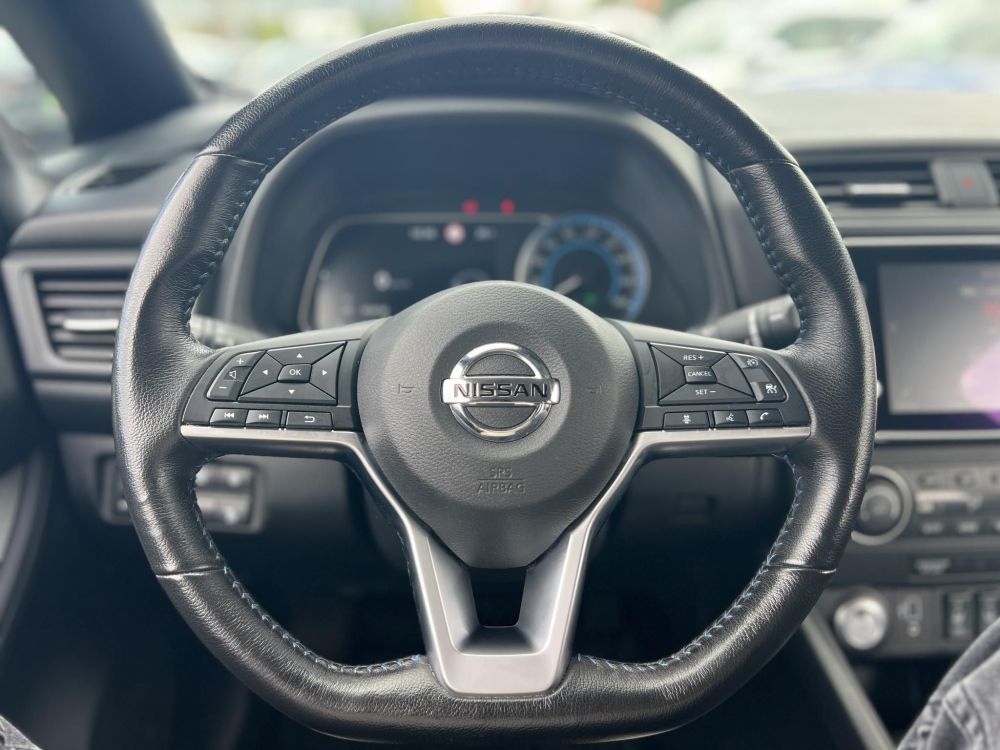 NISSAN LEAF Acenta 40kWh (Automata) 45e km. 270 km hatótáv.Ülésfűtés. kormányfűtés. téli-nyári kerék szett!