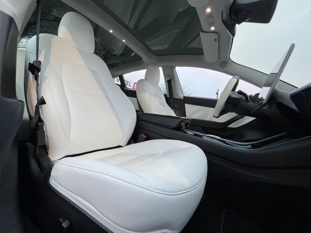 TESLA MODEL 3 Long Range AWD (Automata) 84e km. MAGYAR RENDSZÁMOS. GARANCIÁLIS. FEHÉR BELSŐ!