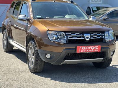 DACIA DUSTER 1.2 TCe Arctic 107e km. M.o.-i. klíma téli-nyári kerék!