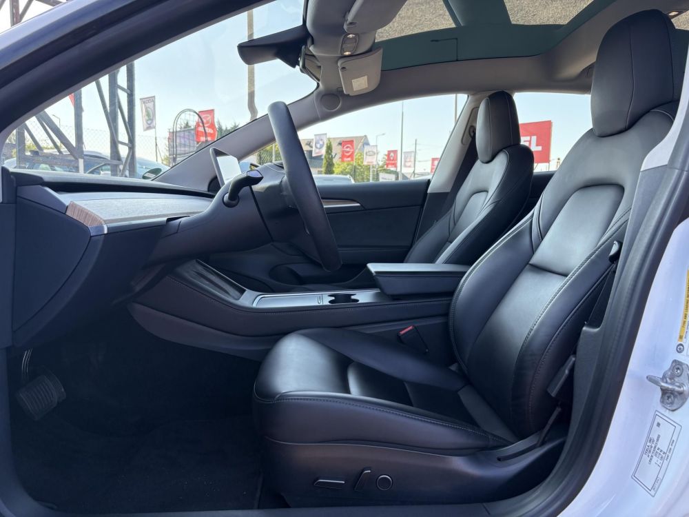 TESLA MODEL 3 Long Range AWD (Automata) mátrix LED. hőszivattyú. garanciális. premium hifi. 500km-es hatótáv!