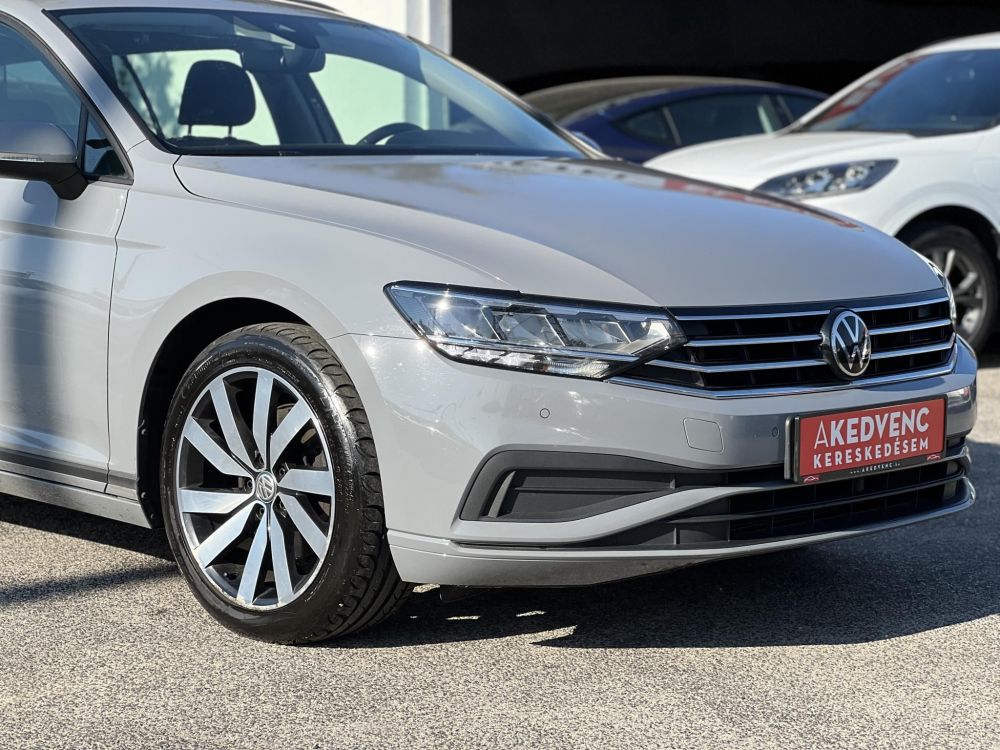 VOLKSWAGEN PASSAT VIII Variant 2.0 TDI SCR Elegance DSG