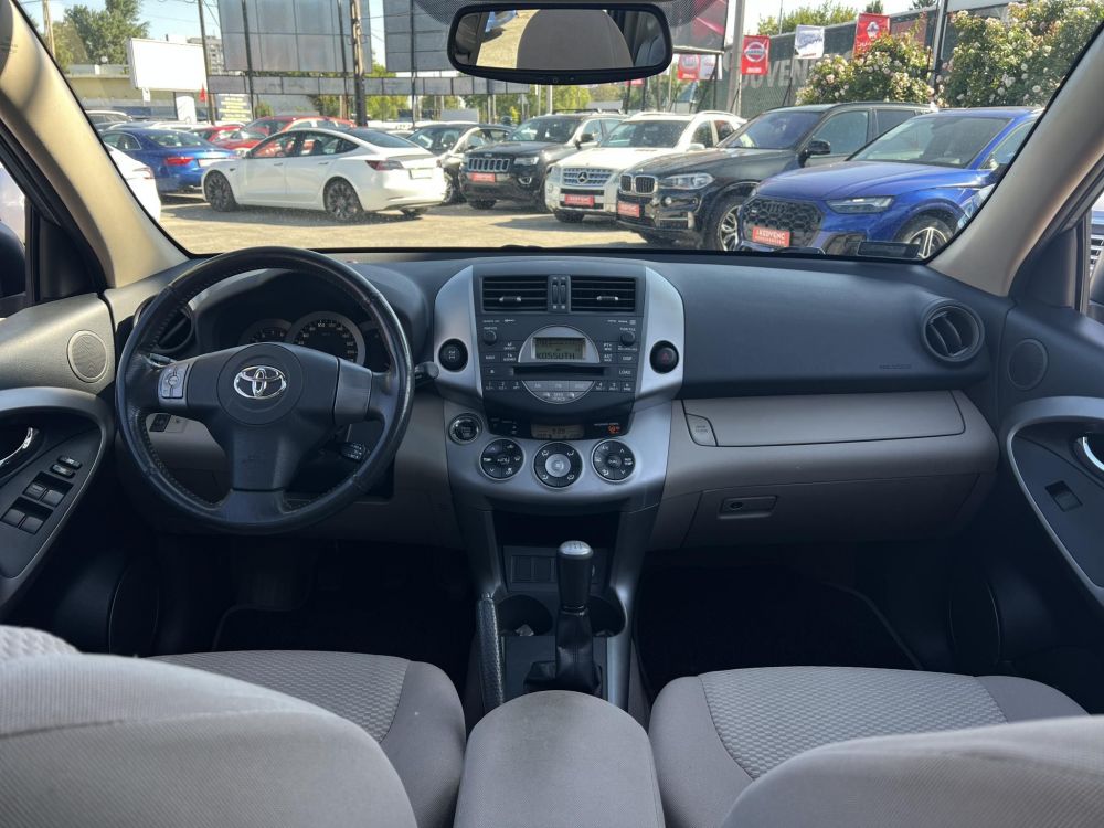 TOYOTA RAV 4 Rav4 2.0 4x4 Magyarországi. napfénytető. keyless. vonóhorog. téli-nyári kerék. 2 gyári kulcs!