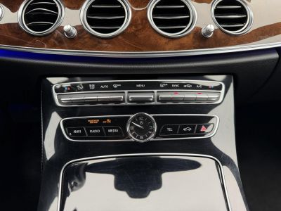 MERCEDES-BENZ E 220 d 9G-TRONIC Megkímélt állapot. LED Holttér HUD Carplay Fakormány 360kamera