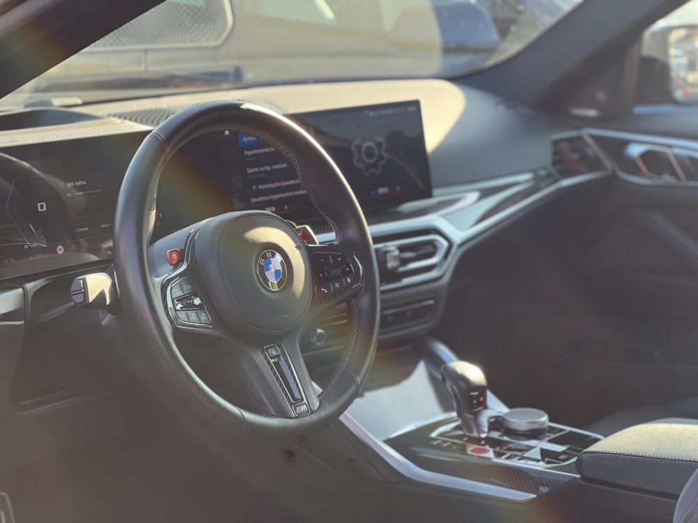 BMW M4 Competition (Automata) hátsókerék hajtás. carbon tető. harman/kardon. frissen szervizelt!