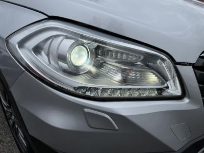 SUZUKI SX4 S-CROSS 1.6 DDiS GLX 4WD napfénytető, EASS Panoráma Xenon Bőr Ülésfűtés Tempomat