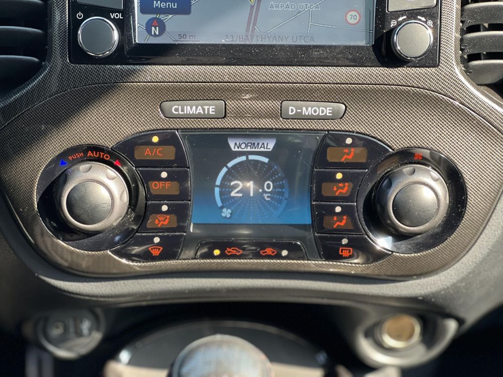 NISSAN JUKE 1.6 DIG-T Nismo RS E6 69e km. Limited edition. Végig vezetett szervizkönyv. Gyári fényezés. 360 kamera