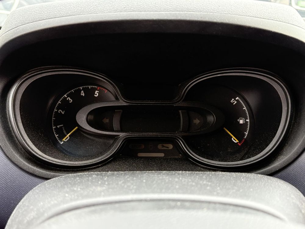 OPEL VIVARO 1.6 CDTI L1H1 2.7t Start-Stop Euro 6 (9 személyes) M.o.-i. 1.tul. Tempomat Klíma Tolatóradar