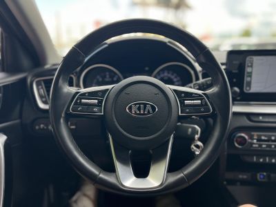 KIA CEE'D Ceed 1.6 CRDi HP Gold Carplay T.kamera Gyári garancia!