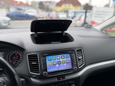 VOLKSWAGEN SHARAN 2.0 CR TDI Comfortline DSG [7 személy] Magyarországi. teljes szerviztörténet!