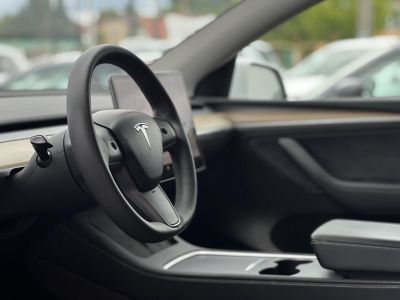 TESLA MODEL Y RWD (Automata) 147e km. AMD Ryzen. hőszivattyú. premium hifi. garanciális!