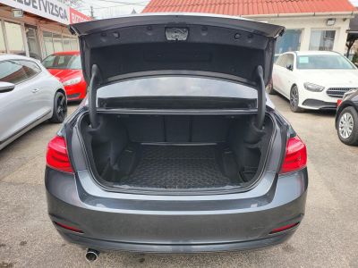 BMW 316d Megkímélt. 2000cm3! Navi Digitklíma Tempomat Tolatóradar