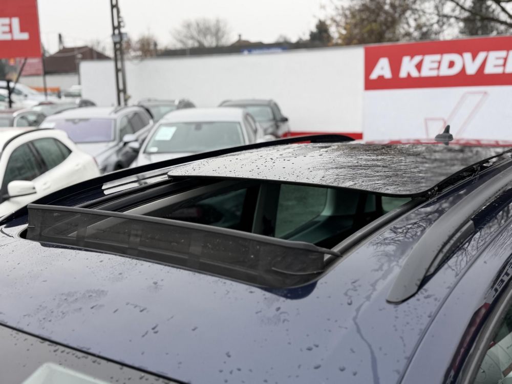 SEAT ALHAMBRA 2.0 CR TDI Style DSG [7 személy] Panorámatető Ülésfűtés Adaptív futómű Világos belső Frissen szervizelt!