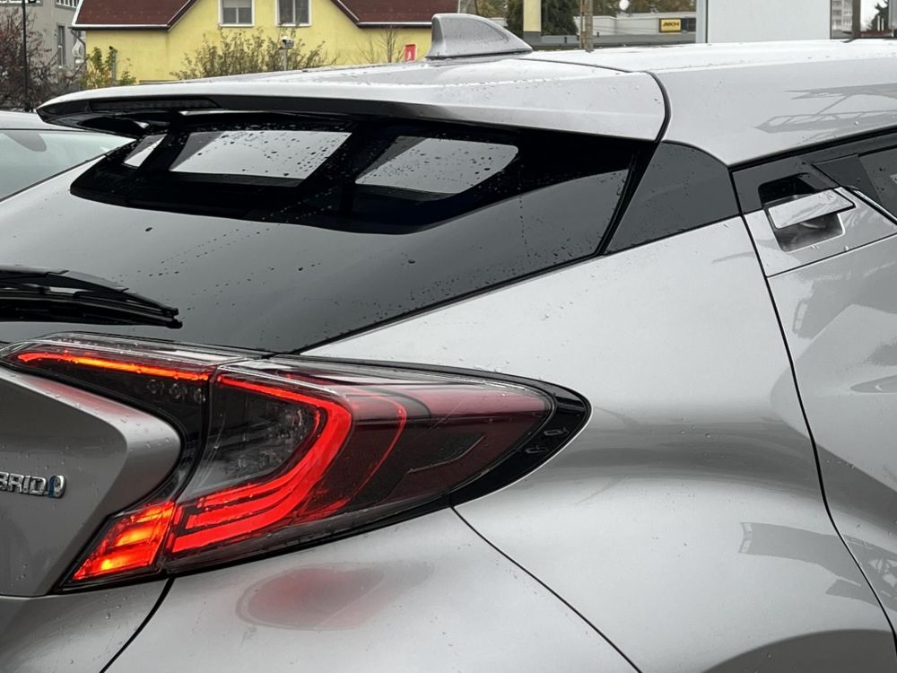TOYOTA C-HR 1.8 Hybrid Executive e-CVT JBL LED Tempomat Bluetooth Sávtartó Holttér Keyless!
