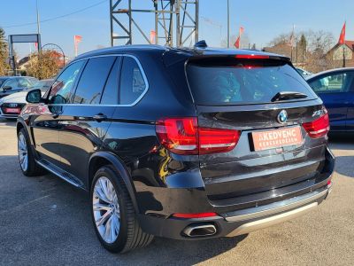 BMW X5 xDrive40d (Automata) M.o.-i. Magasan felszerelt! Panoráma Bang & Olufsen Távtartó Üléshűtés Memória