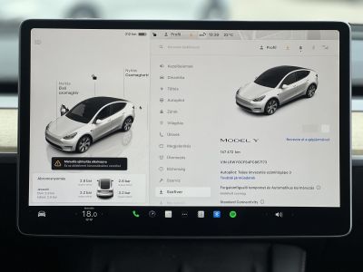 TESLA MODEL Y RWD (Automata) 147e km. AMD Ryzen. hőszivattyú. premium hifi. garanciális!