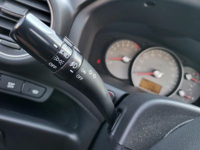 KIA CARENS 2.0 LX 7 személyes Napfénytető Digitklíma Félbőr Tolatóradar Szervizelt!
