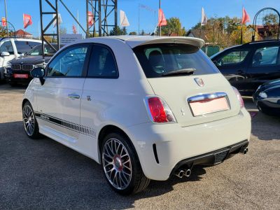 ABARTH 500 1.4 71e km. 135le. Xenon Digitklíma Navi Multikormány Interscope